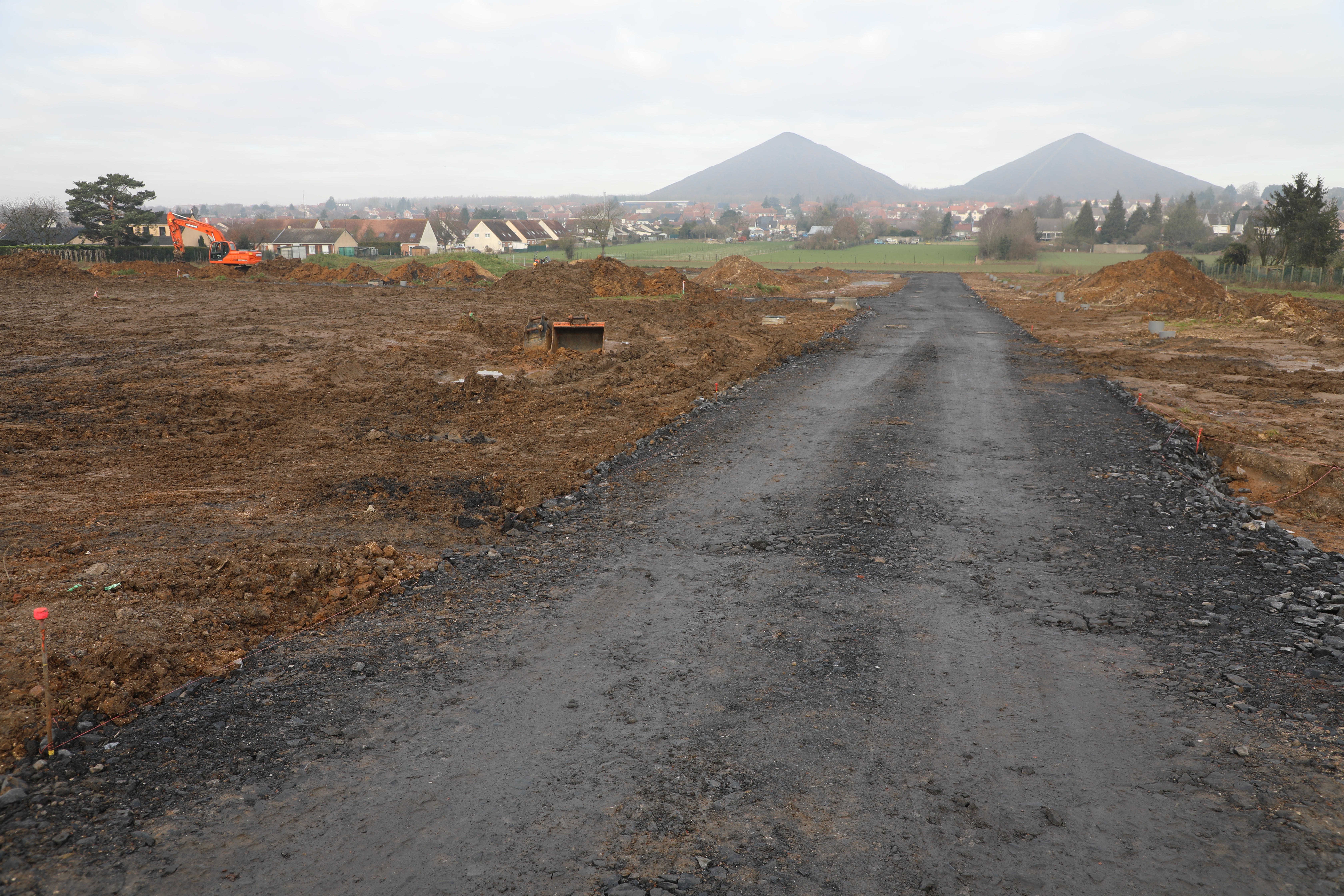 CONSTRUCTION DE LOGEMENTS À LA BELLE FEMME