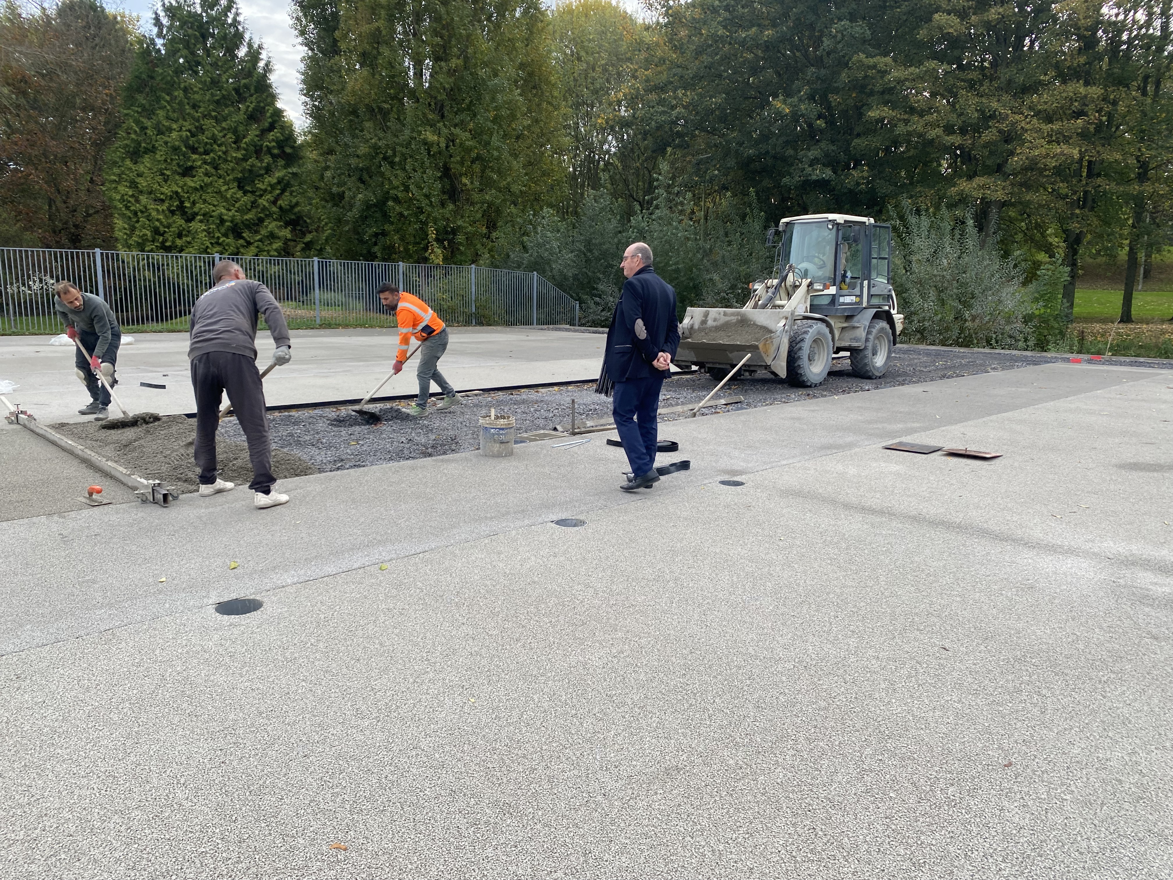 Un nouveau terrain de tennis ouvert à tous